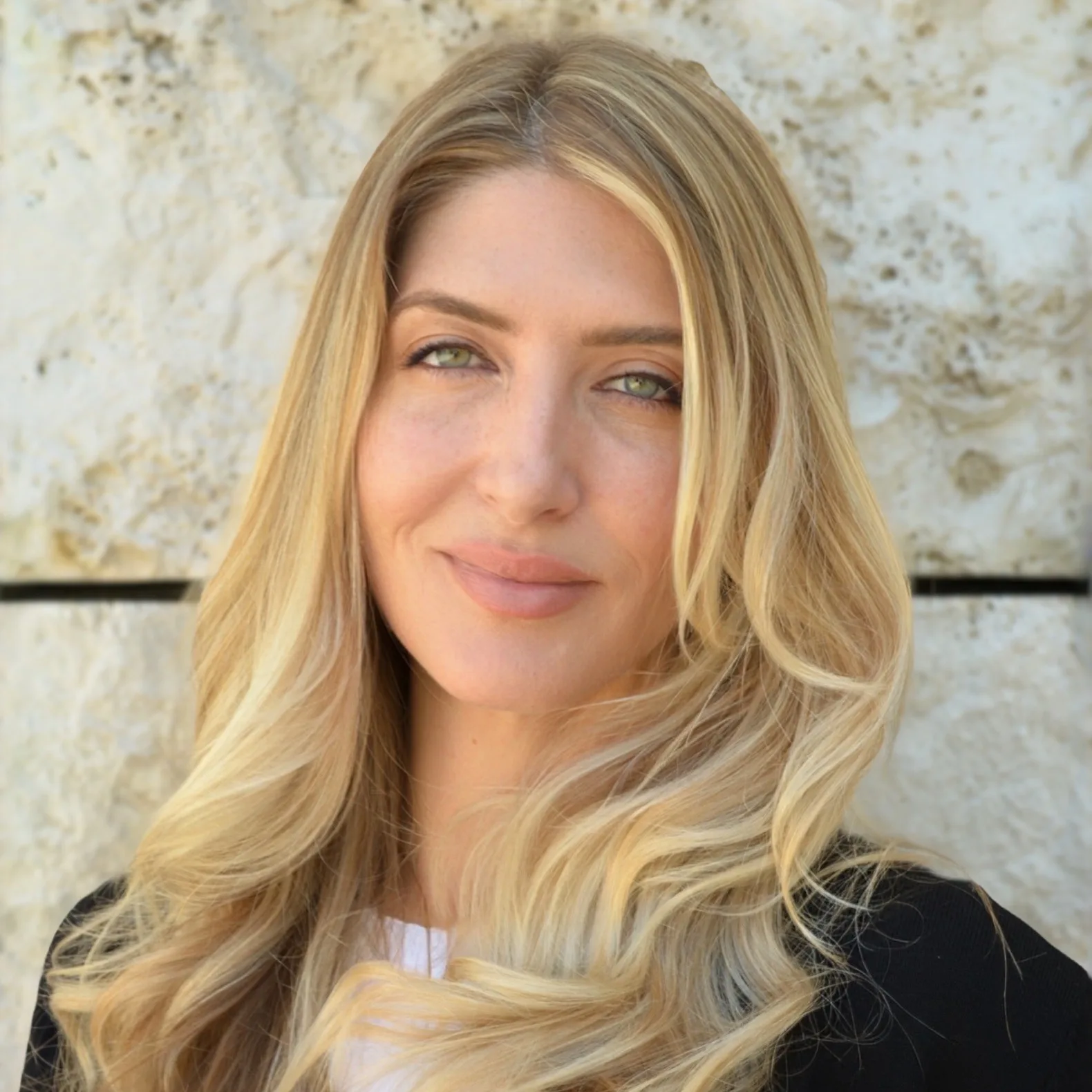 ashleigh-square - TrueMe® Counseling - TrueMe® Counseling Ashleigh Abramovici AMFT TrueMe® Counseling